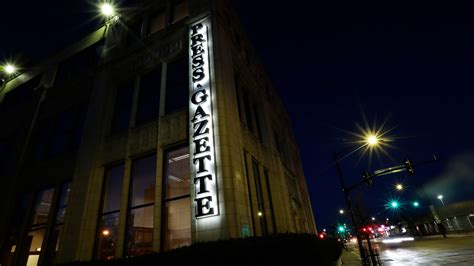 Green Bay Press-Gazette retrieves time capsule from 1969