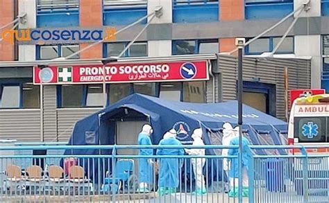 Covid Posti Letto Saturi A Cosenza L Non Vaccinato Quicosenza