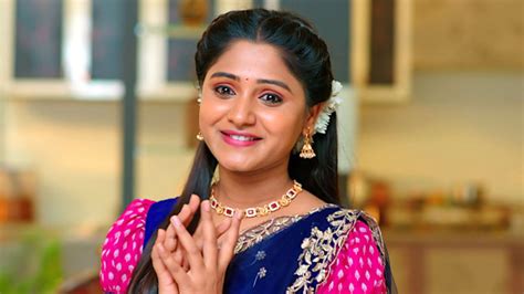 Nuvvu Nenu Prema - Watch Episode 109 - Padmavathi's Smart Move on Disney+ Hotstar