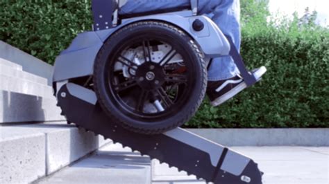 Students Have Developed An Electirc Wheelchair That Can Climb Stairs ...