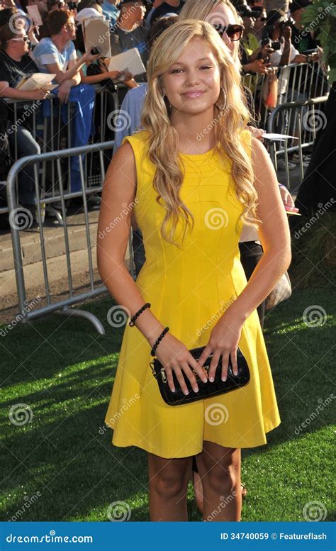 Olivia Holt Imagem De Stock Editorial Imagem De Vida 34740059