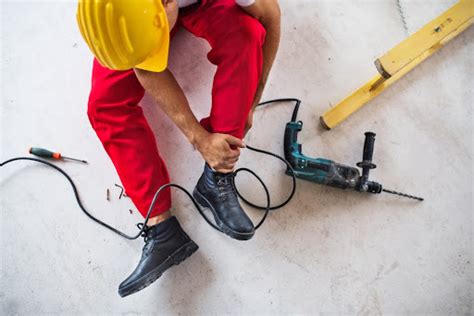 Hand And Power Tool Injuries On Construction Sites The Dearie Law