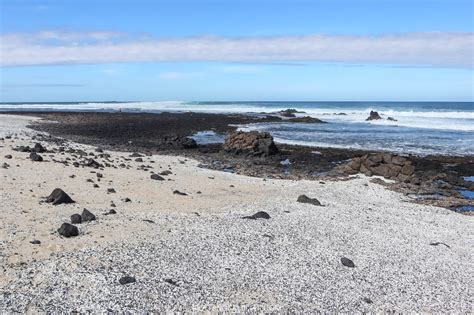 6 Tips For Popcorn Beach Fuerteventura (+ What NOT to do!)