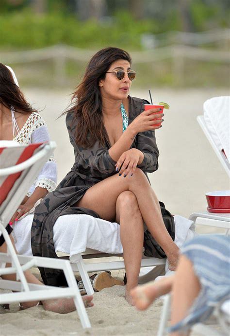 Bikini Avatars Of Priyanka Chopra Latest Stills Are Too Hot