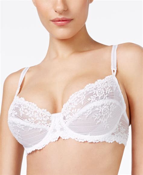 Wacoal Embrace Lace Underwire Bra Up To Ddd Cup In White Lyst