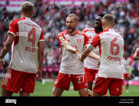 Konrad Laimer 27 du FC Bayern Muenchen freut sich Ÿber das Tor von