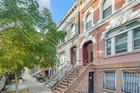 817 E 168th Street Bronx Ny 10459 Zillow