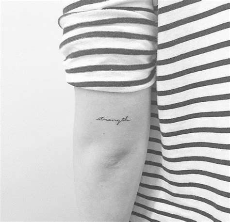 Tattoo font Wörter tattoos Minimalistisches tattoo Zuhause tattoo