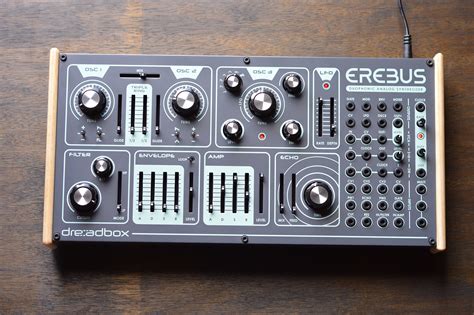 Test Dreadbox Erebus V3 Duophoner Analogsynthesizer AMAZONA De