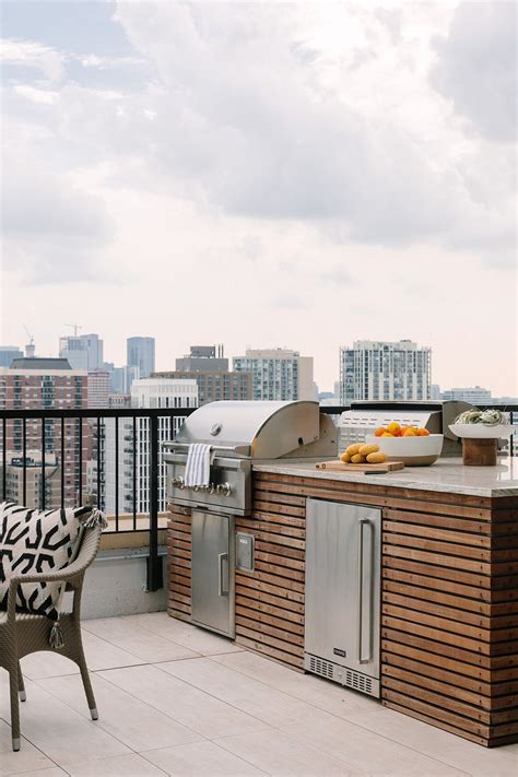 Rooftop Kitchens: Outdoor Dining Experience Served with Style
