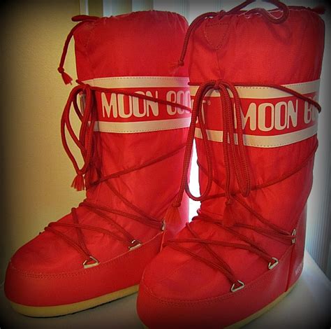 Original Moon Boots by Tecnica | A Magical Mess