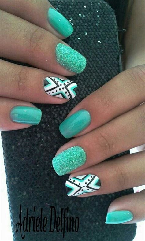 100+ Awesome Green Nail Art Designs | Styletic