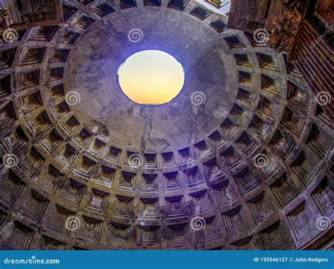 Oculus Inside the Pantheon in Rome, Italy Editorial Photography - Image ...