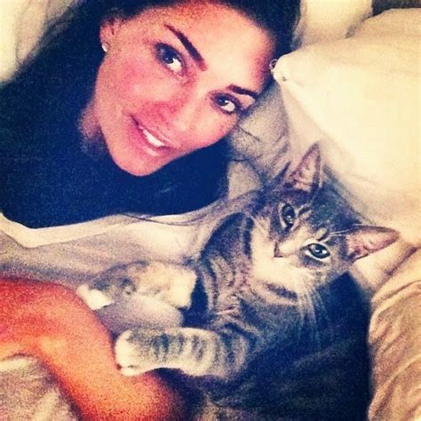 Retro Bikini Jasmine Waltz Sexy Bikini Body In California