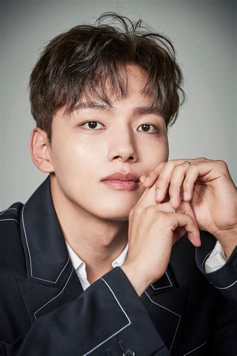 Yeo Jin Goo Profile Images — The Movie Database Tmdb