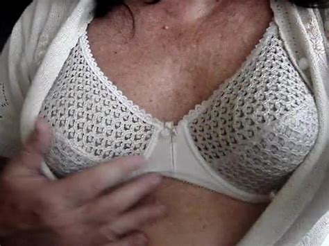 Vidéos porno trans gratuites Travesti en lingerie xHamster