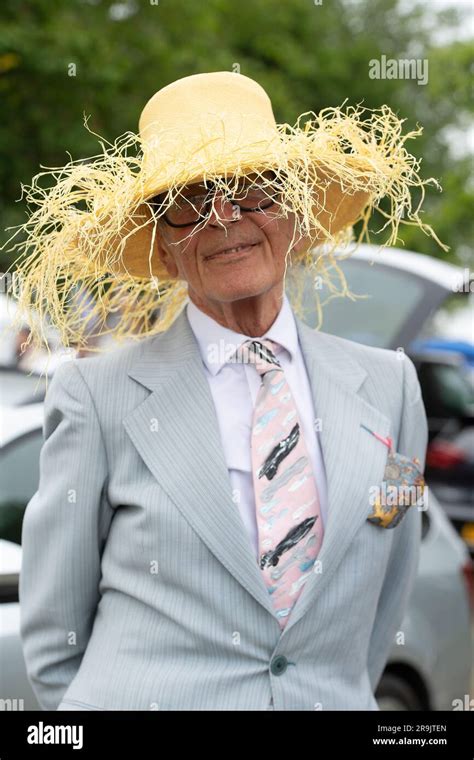 Henley On Thames Oxfordshire Uk Th June Milliner And