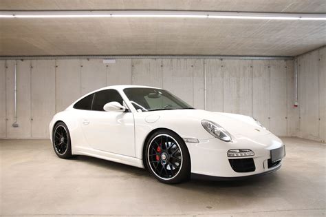 Porsche 911 GTS 2011 - elferspot.com - Marketplace for Porsche Sports Cars