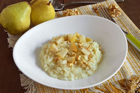 Ricetta Risotto Gorgonzola Pere E Noci La Ricetta Della Cucina Imperfetta