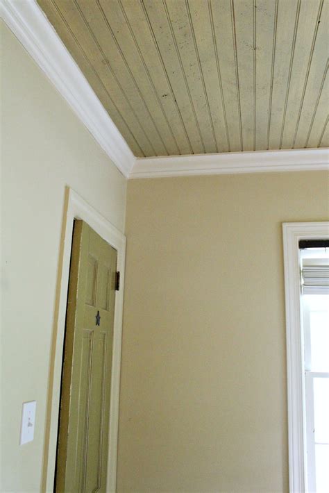 White Painted Beadboard Ceiling - 10 Real-Life Examples of Beautiful ...