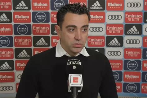 Xavi Addresses Frenkie De Jong Transfer Situation As Man Utd Plot