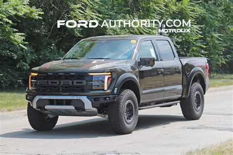 2024 Ford F-150 Raptor R Graphics Compared To 2023 Model