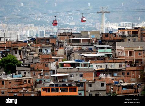 Fotos Do Complexo Do Alemao - Complexo do alemao -Fotos und -Bildmaterial in hoher Auflösung – Alamy