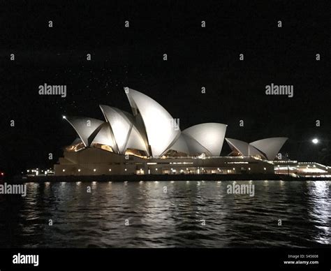 Sydney Opera House at night Stock Photo - Alamy