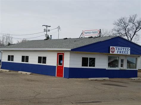 Manfred History... - Manfred History and Preservation Inc.