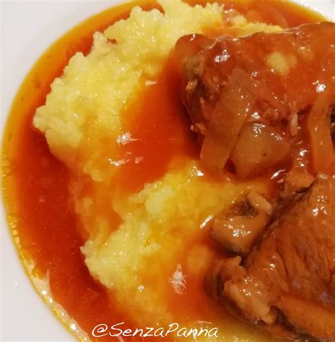 Senzapanna Polenta E Spuntature Con Le Salsicce La Ricetta Del Luned