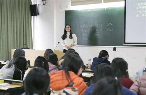 校领导巡查新学期教学情况 广州大学新闻网