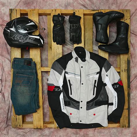 Motorcycle Safety Gear How To Ride All Seasons On A Budget Cycle Torque