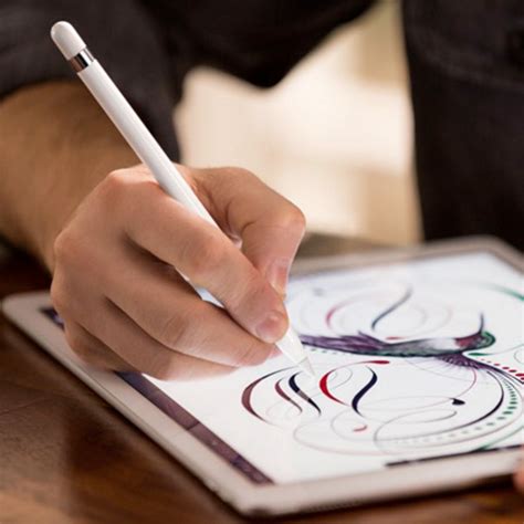 Apple Gives the Pencil A Makeover - Interview with Jonathan Ive - Web ...