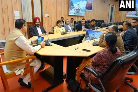 Uttarakhand Global Investors Summit Cm Dhami Holds Meeting With Senior