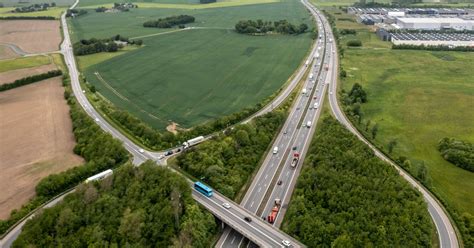 Varer Frem Til Sommer Travl Motorvej Skal Have Ny Asfalt