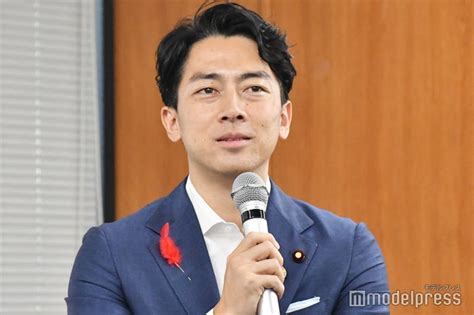 小泉進次郎氏、兄・孝太郎との2ショット公開「素敵な兄弟」「笑顔がそっくり」の声 モデルプレス