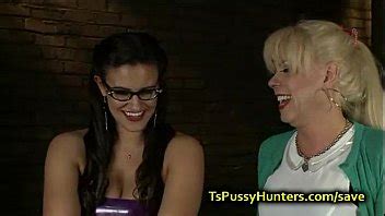 Transexual Atada Se Folla A Una Morena Tetona Xvideos