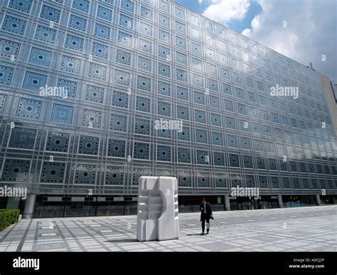 Jean Nouvel Hi Res Stock Photography And Images Alamy