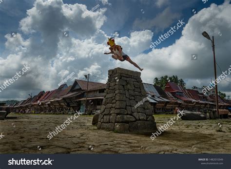 12 Lompat Batu Nias Images, Stock Photos & Vectors | Shutterstock