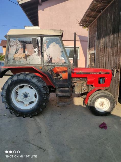 Traktor Zetor 7211