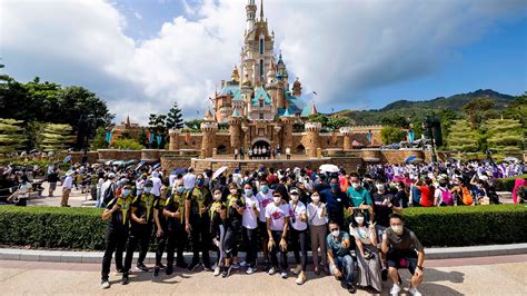 Hong Kong Disneyland Cast Members Host Homecoming Celebration for Winning Medalists | Disney ...