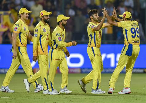 IPL 2019: Chennai Super Kings continue winning run with 6-wicket win