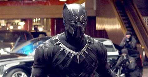 Black Panther Gives Chase In Captain America Civil War Preview