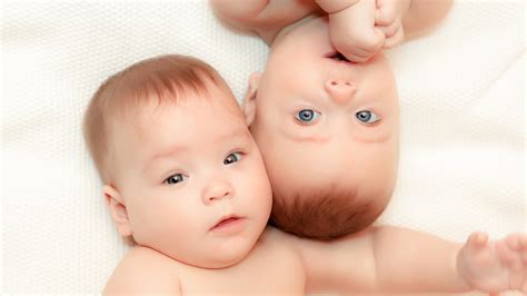 Twin Names: The Best Names for Multiples - Mama Natural