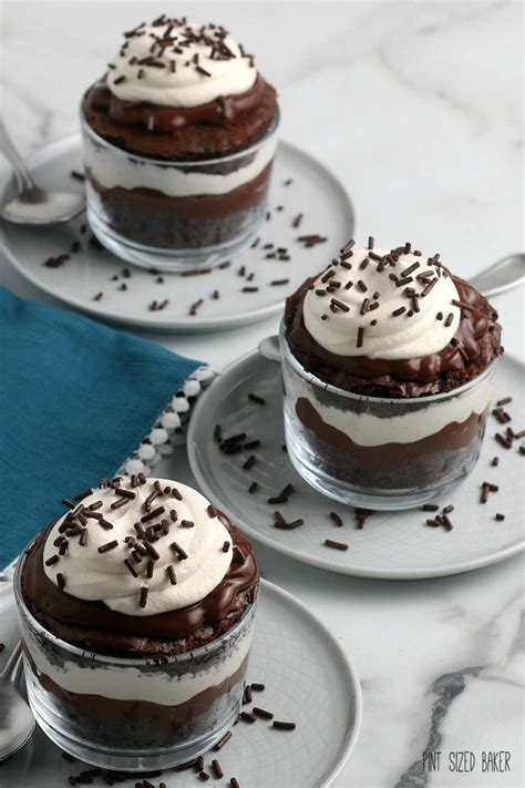 Super Easy Easy Chocolate Pudding Trifle Cups • Pint Sized Baker