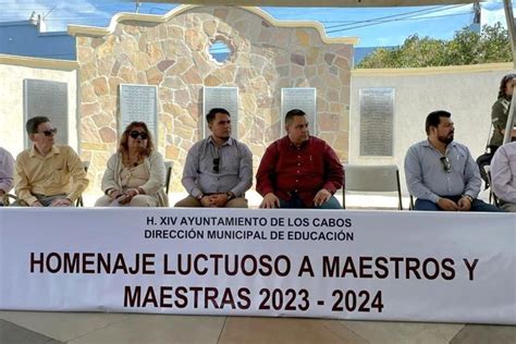 Realizan Homenaje P Stumo A Profesores Forjadores En Los Cabos