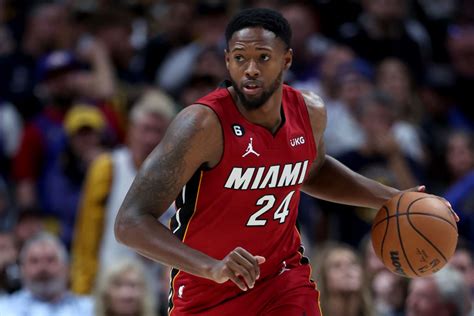 Les Heat Ils Garantissent Le Contrat De Haywood Highsmith