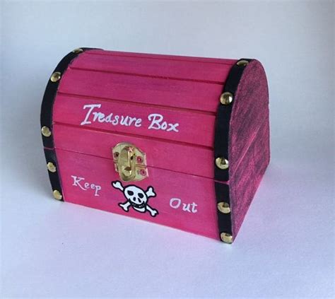 Pink Girls Treasure Chest Personalized Box By Samiamart Treasure