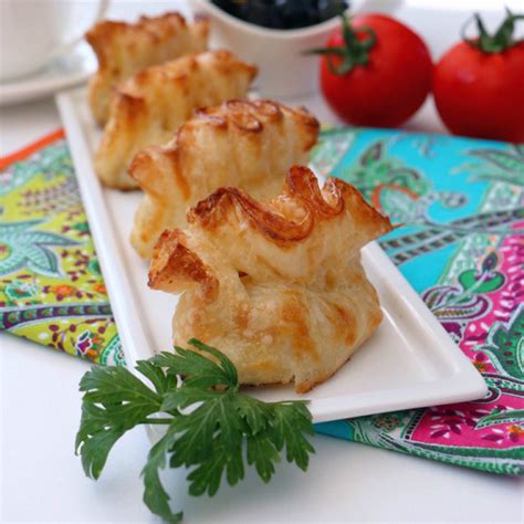 Nefis Büzgülü Börek Tarifi