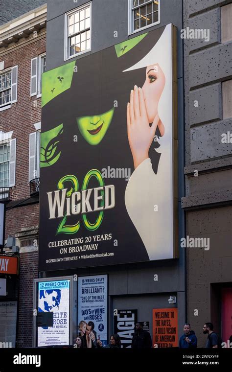 "Wicked", the musical, at the Gershwin theatre, 20th anniversary Poster NYC, USA 2024 Stock ...